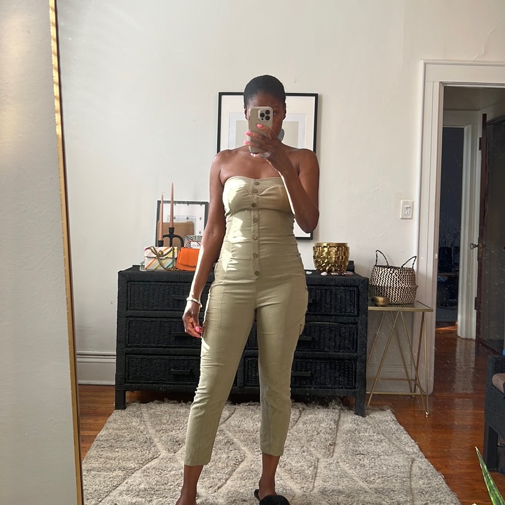Bebe Jumpsuit Size Medium - Picture 2 of 3